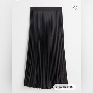 H&M pleated Skirt